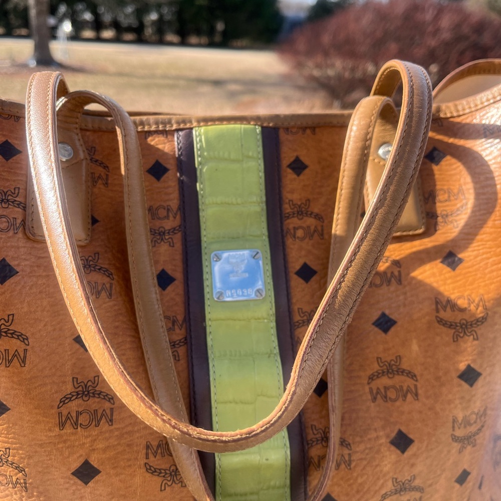 MCM Visetos Croc-embossed Green Central Stripe Shoulder Bag Tote - Picture 3 of 12